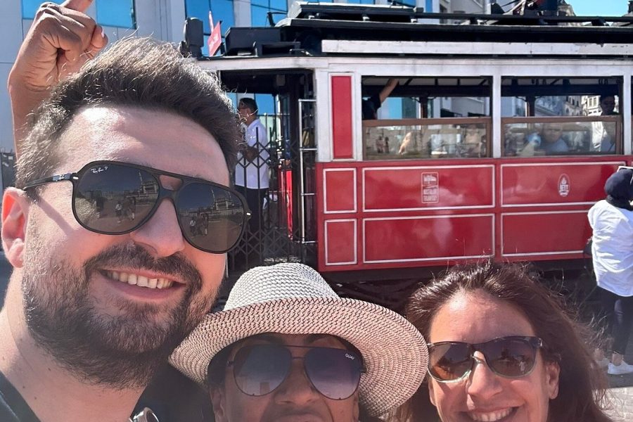 Half-Day Afternoon Layover Tour including Airport Transfers and Private Guide